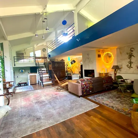 Loft Design Et Cosy La Campagne A Paris Holiday home Bagnolet